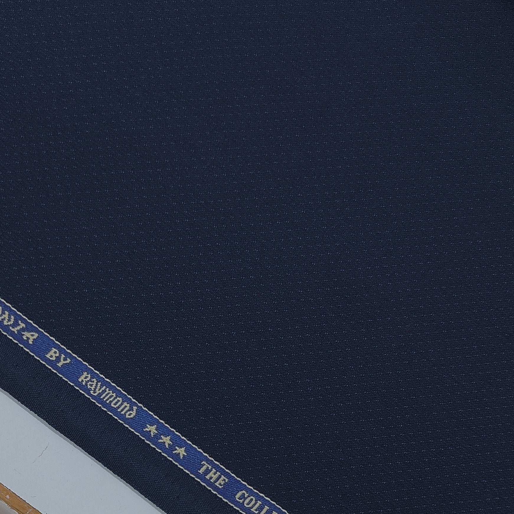 Suit Fabric Raymond Super Luxurious 42% Rich Wool Micro Dobby Color Space Blue